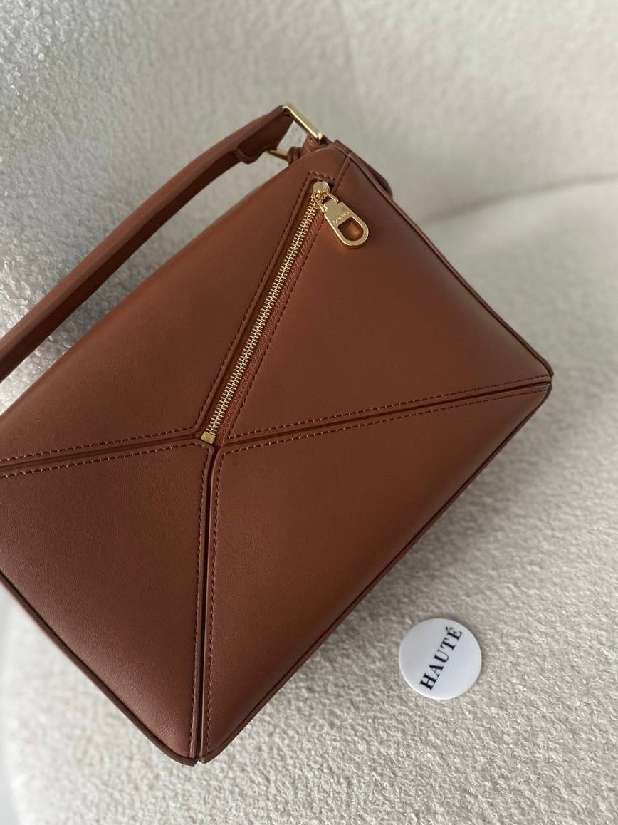 Loewe Puzzle Featherlight