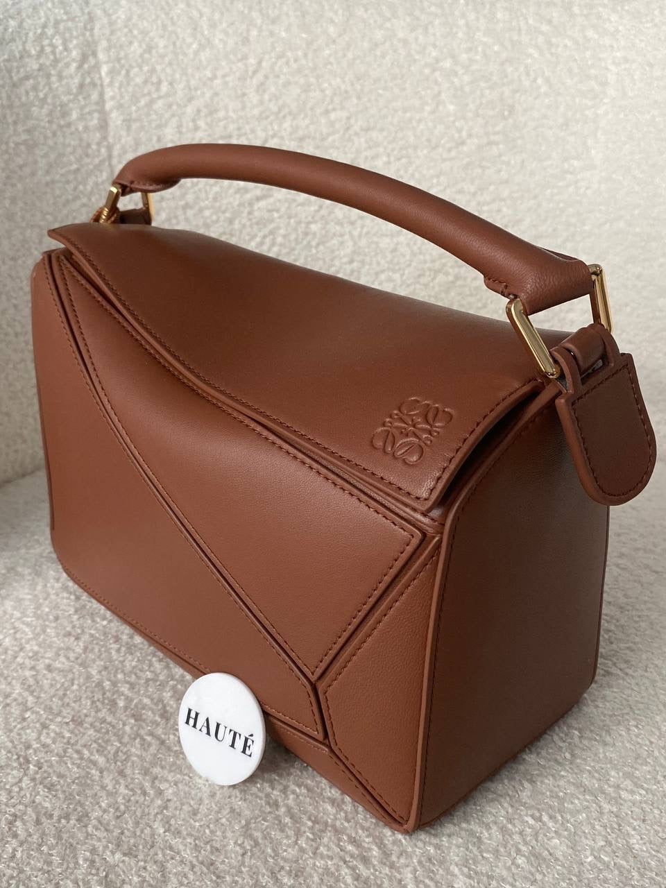 Loewe Puzzle Featherlight