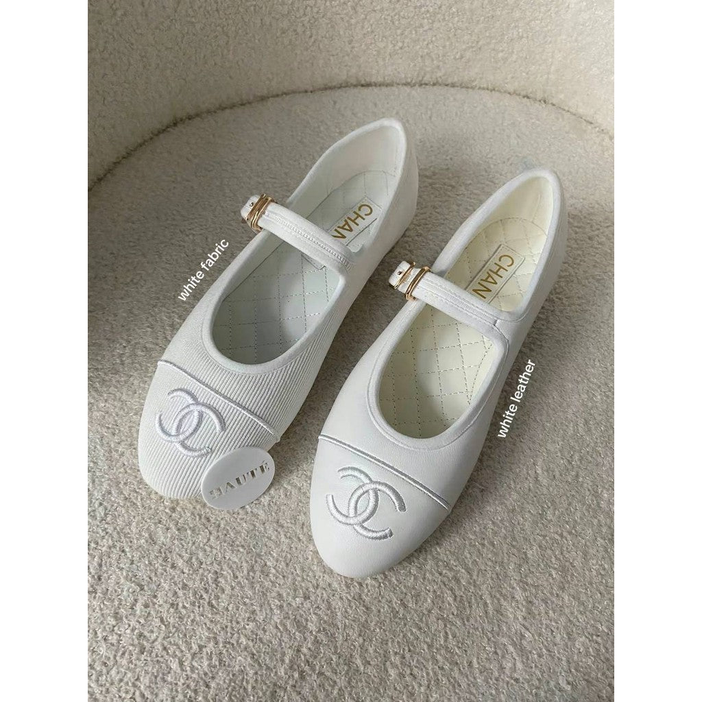 Chanel Mary Janes Flats Pump in Fabric / Genuine Leather Ready Stock