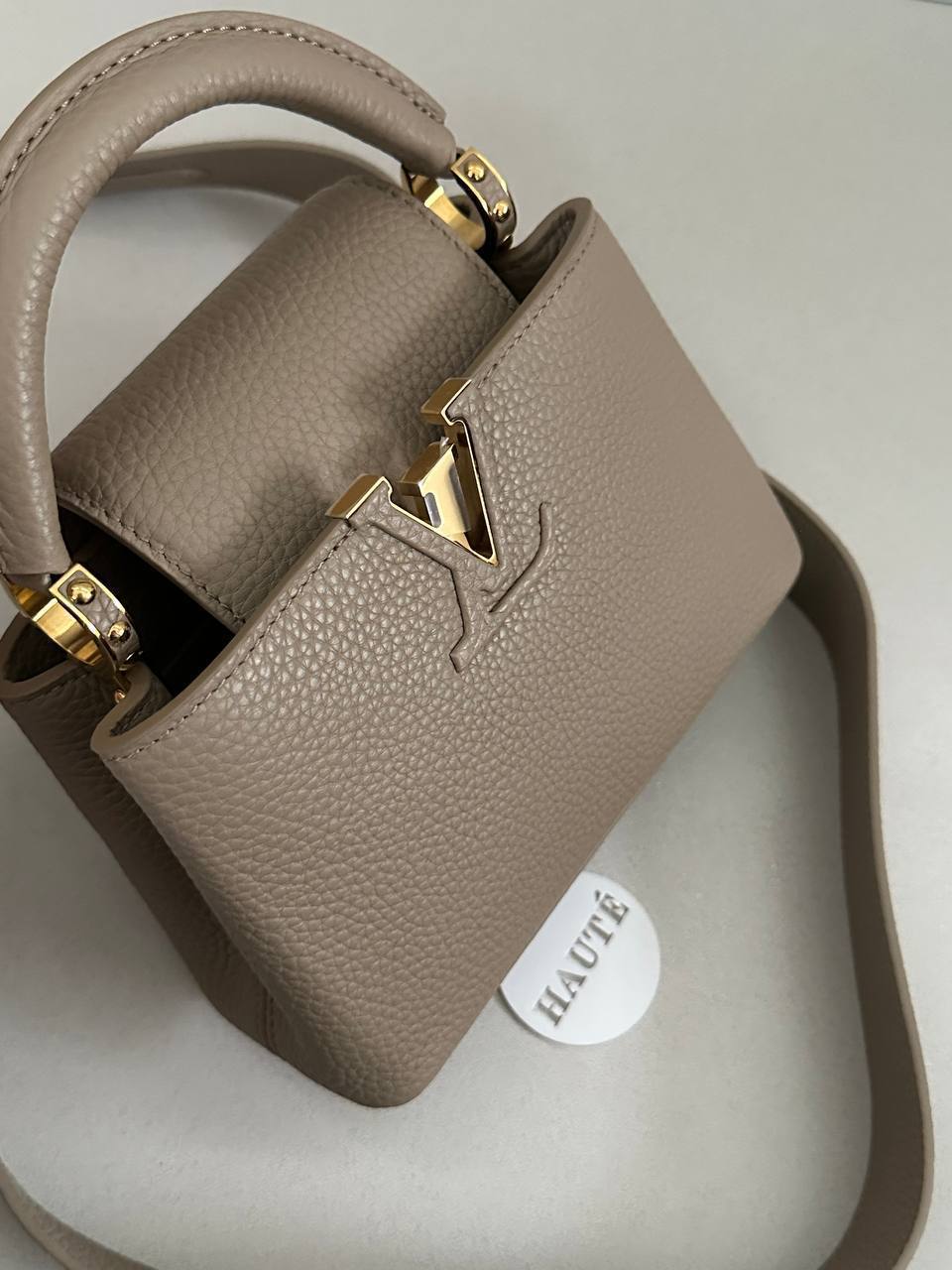LV Capucines BB