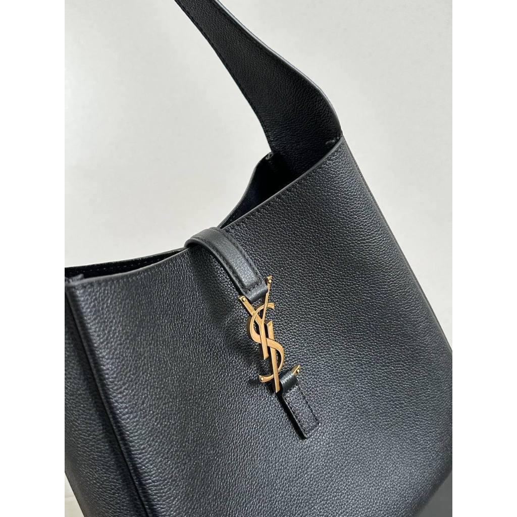 YSL Le 5 Supple Small Large in Grained Leather