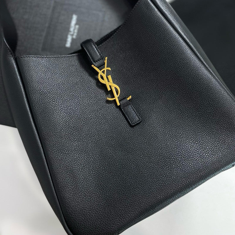 YSL Le 5 Supple Small Large in Grained Leather